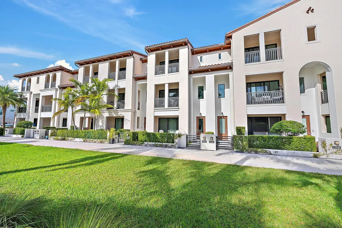 12514 Gross Pointe Drive, Palm Beach Gardens, FL 33418 - Image #1