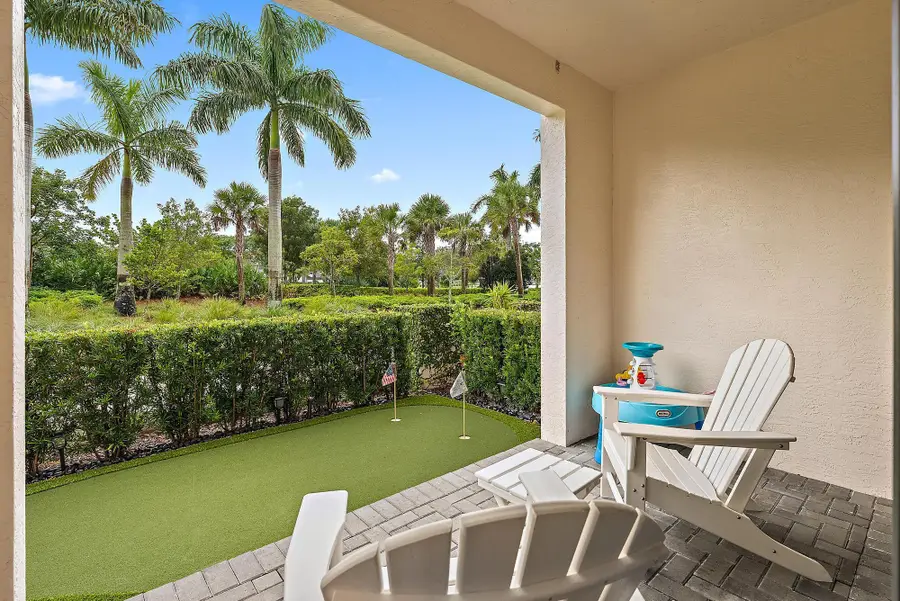 12514 Gross Pointe Drive, Palm Beach Gardens, FL 33418 - Image #2