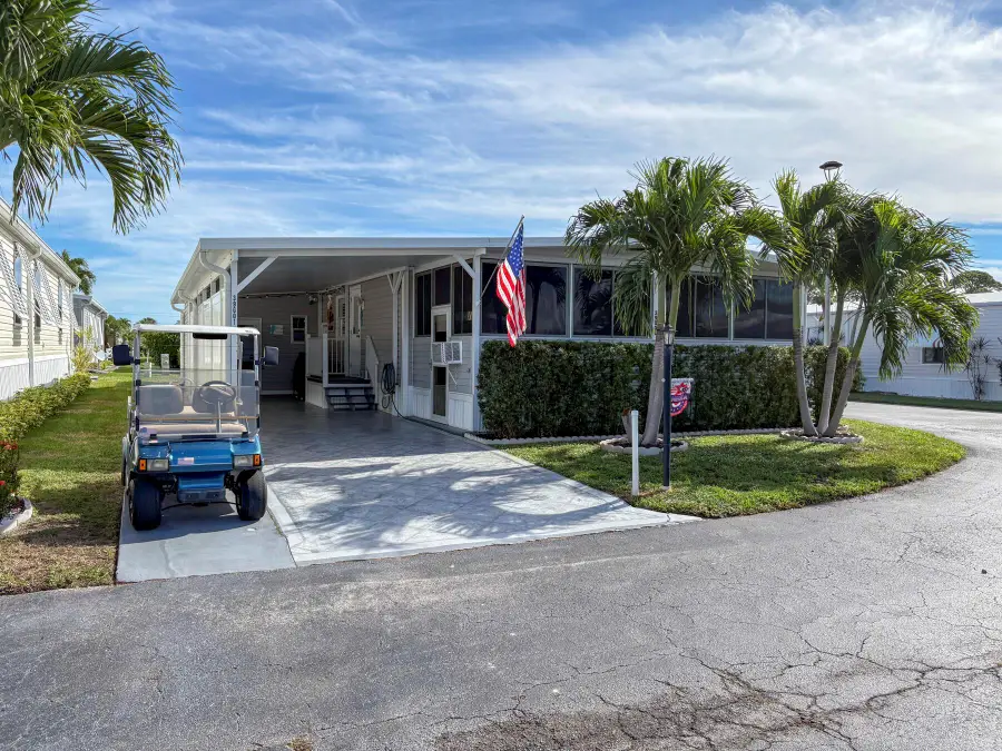 39001 Gayle Bay, Boynton Beach, FL 33436 - Image #2