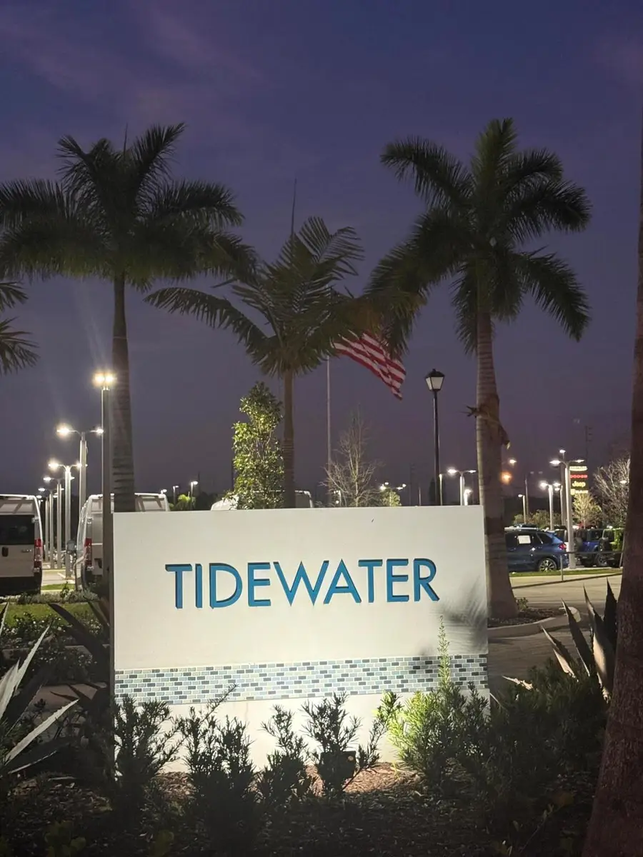 373 Salisbury Circle, Fort Pierce, FL 34982 - Image #2