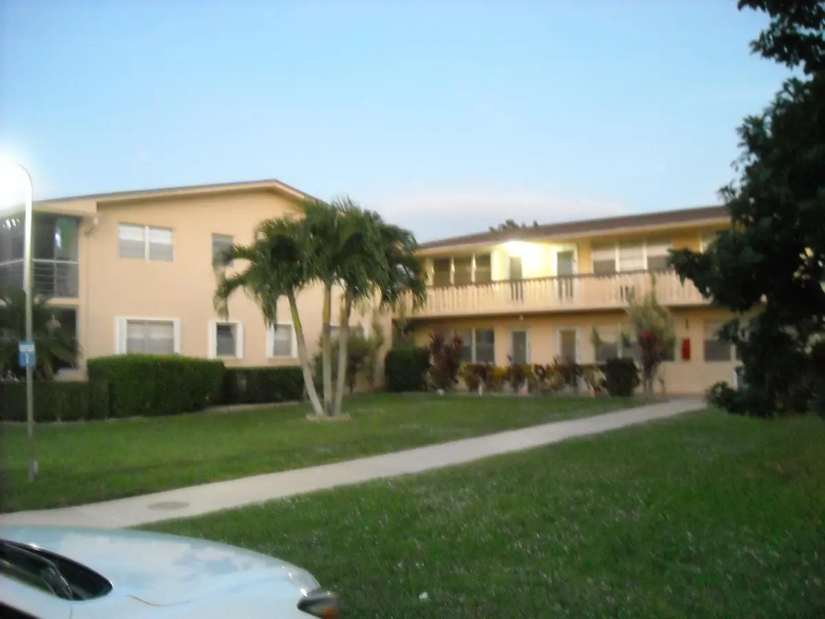 216 Sheffield I, West Palm Beach, FL 33417 - Image #1