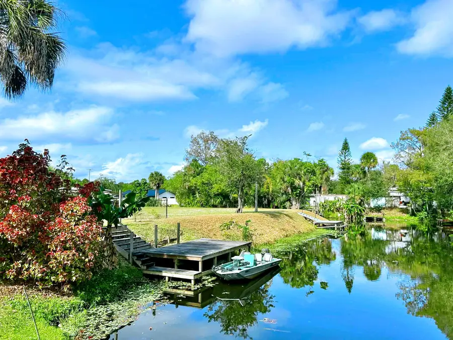 1544 Riverview Drive, Moore Haven, FL 33471 - Image #2