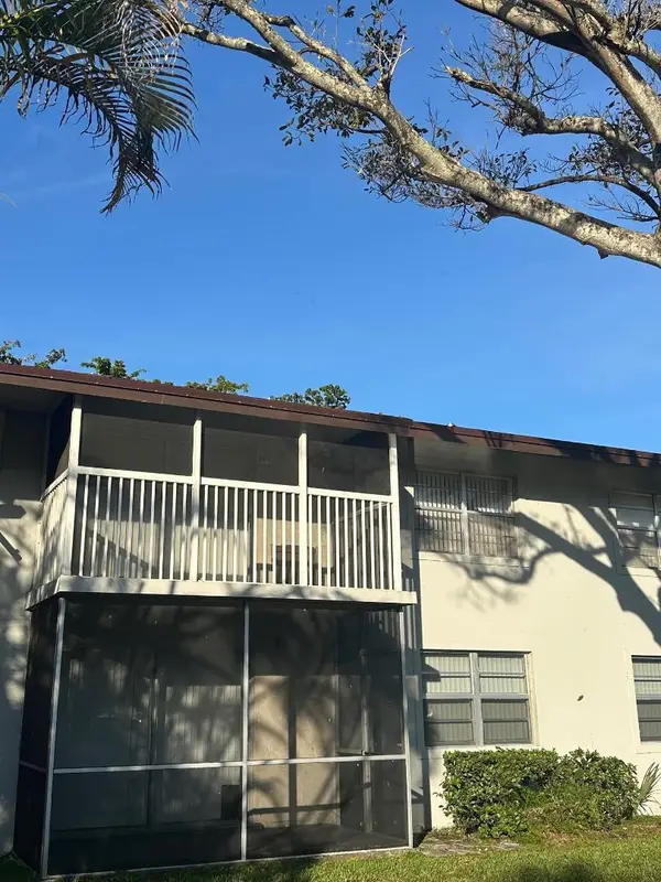 490 N Laurel Drive #6a, Margate, FL 33063