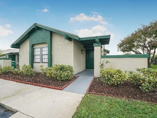 698 SW Veronica Avenue, Port Saint Lucie, FL 34953 - Image #1