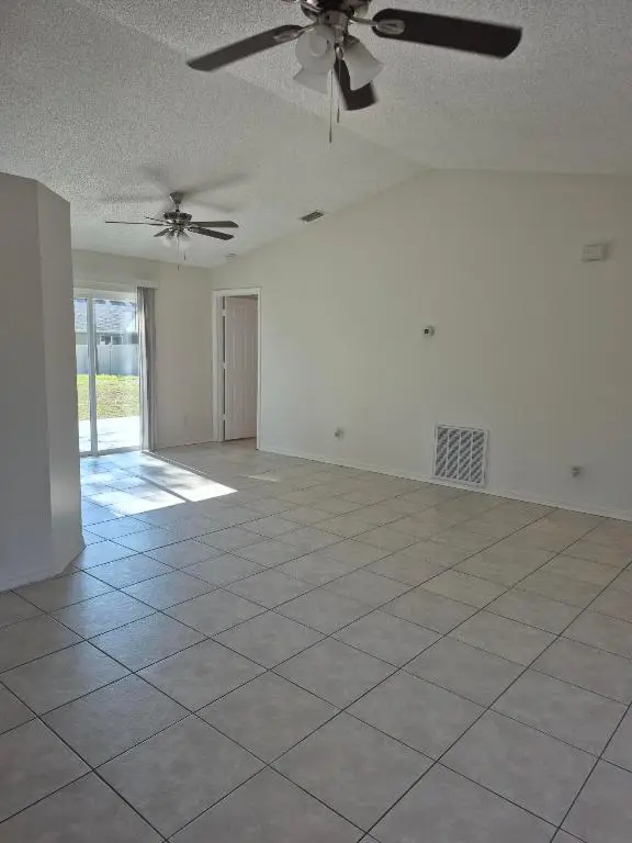 1042 Lava Street Se, Palm Bay, FL 32909 - Image #3