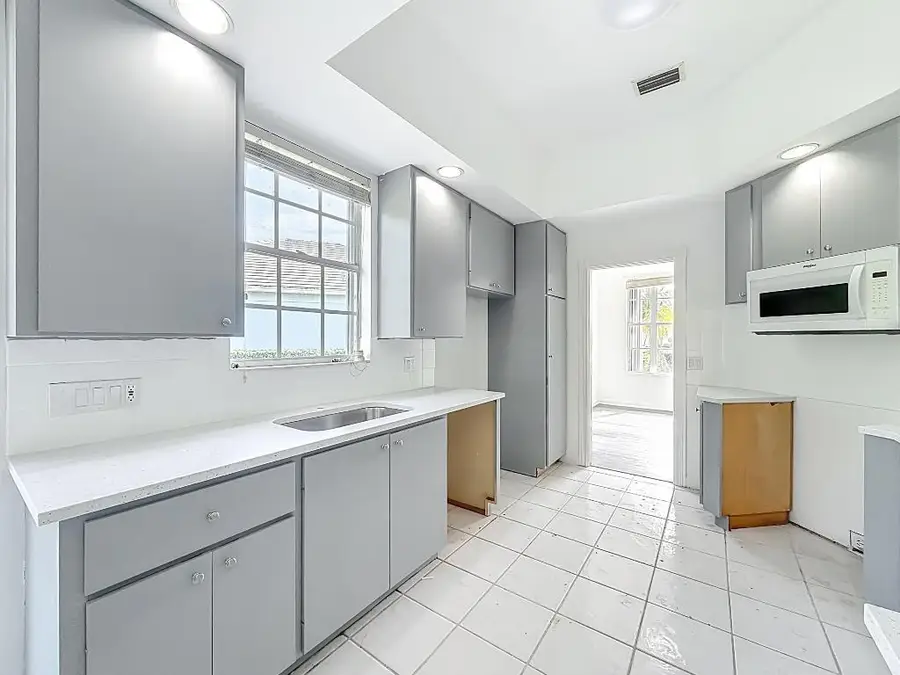 240 NW Bentley Circle, Port Saint Lucie, FL 34986 - Image #3