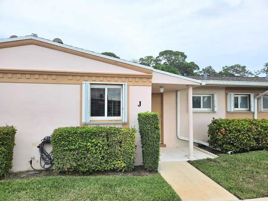 2520 Dudley Drive E #J, West Palm Beach, FL 33415 - Image #2