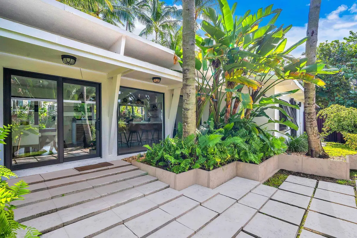 302 Coral Way, Fort Lauderdale, FL 33301 - Image #1