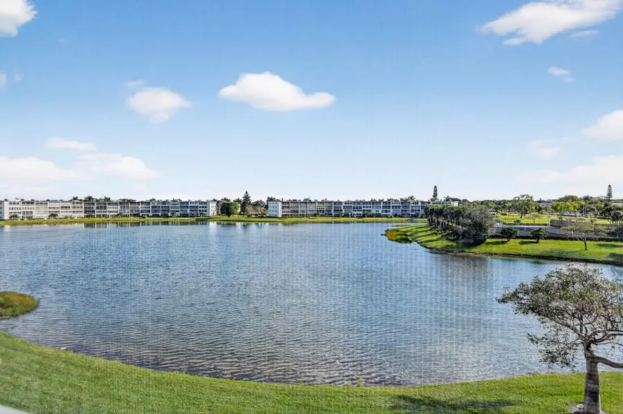 4007 Cornwall A #4007, Boca Raton, FL 33434 - Image #3