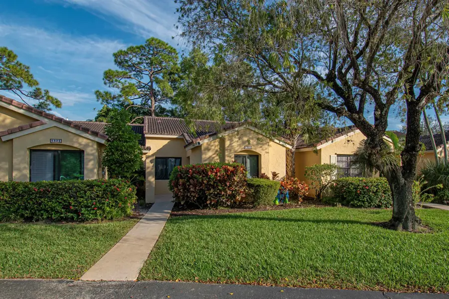 6825 Bridlewood Court, Boca Raton, FL 33433 - Image #3
