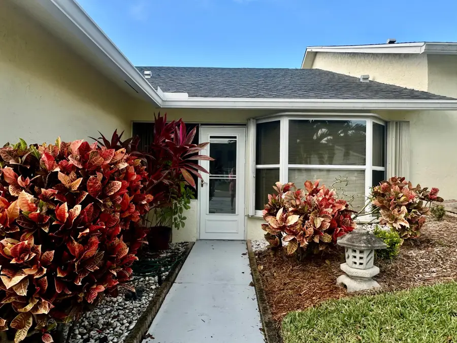 10819 SE Sea Pines Circle, Hobe Sound, FL 33455 - Image #2