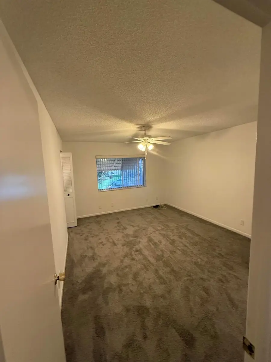 5795 La Pinata Boulevard #C-2, Greenacres, FL 33463 - Image #3