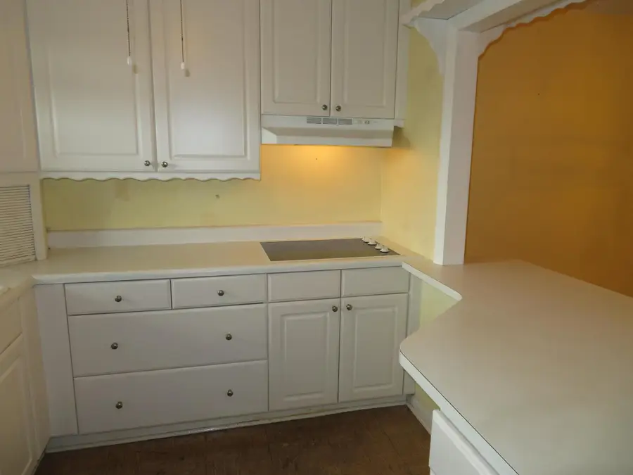 719 Lori Drive #302, Palm Springs, FL 33461 - Image #2