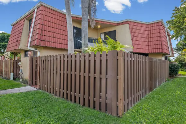 8194 Thames Boulevard #B, Boca Raton, FL 33433