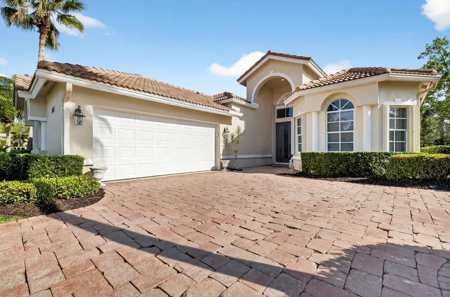 7613 Greenbrier Circle, Port Saint Lucie, FL 34986 - Image #3