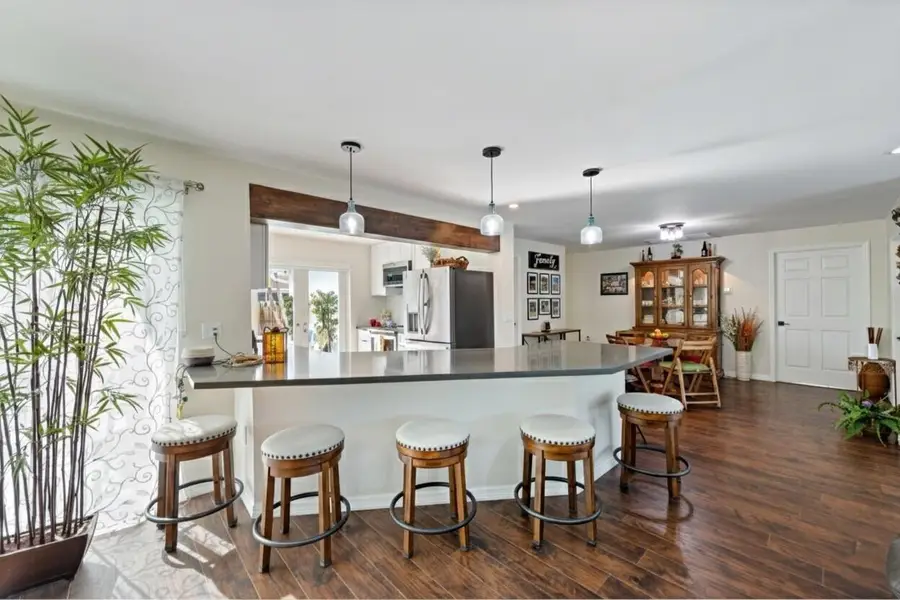 8820 NW 4th Street, Pembroke Pines, FL 33024 - Image #2