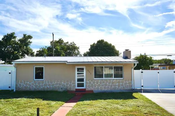 552 Beech Road, West Palm Beach, FL 33409