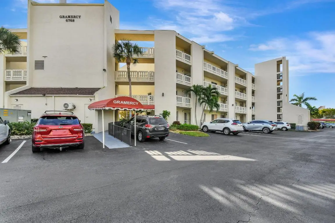 6768 10th Avenue N #113, Lake Worth, FL 33467 - Image #1