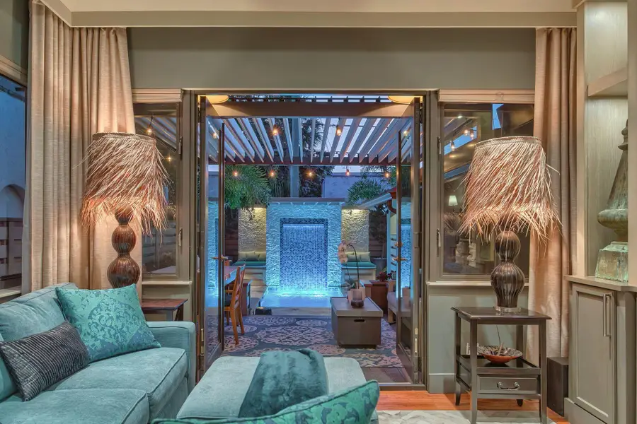 1209 N Lakeside Drive, Lake Worth Beach, FL 33460 - Image #2