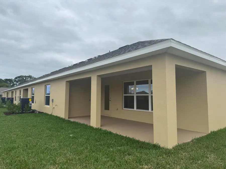 8664 Giovanni Avenue, Fort Pierce, FL 34951 - Image #2