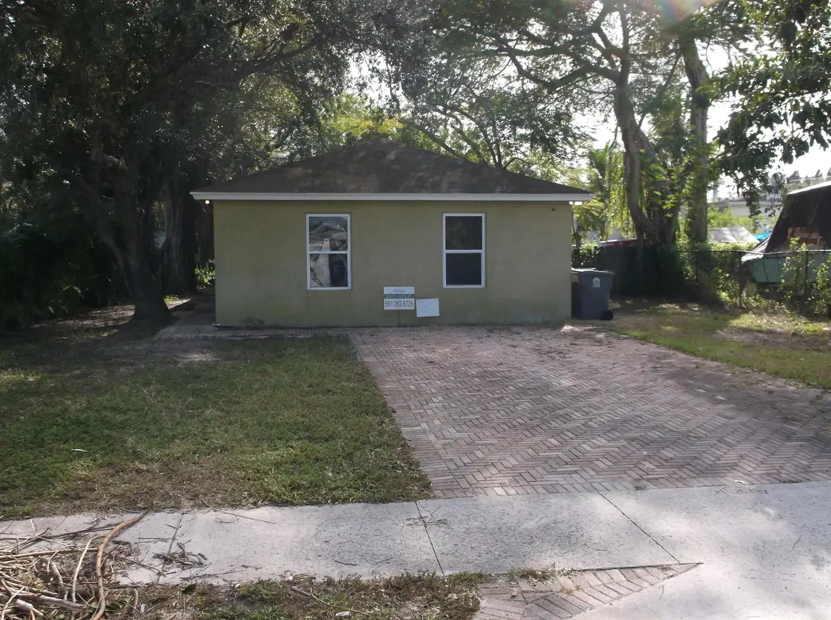 2648 Saginaw Avenue, West Palm Beach, FL 33409 - Image #1