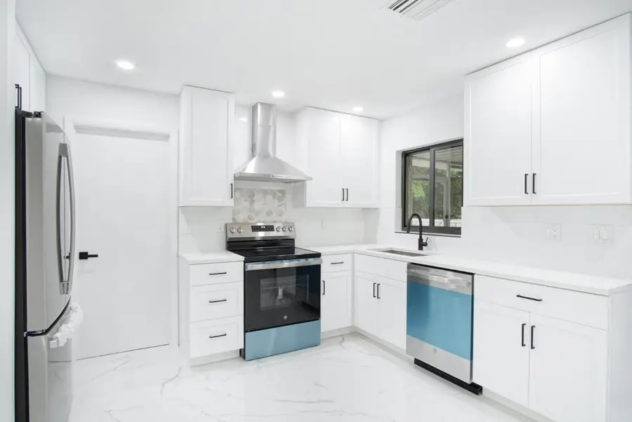 435 NE Solida Circle, Port Saint Lucie, FL 34953 - Image #2