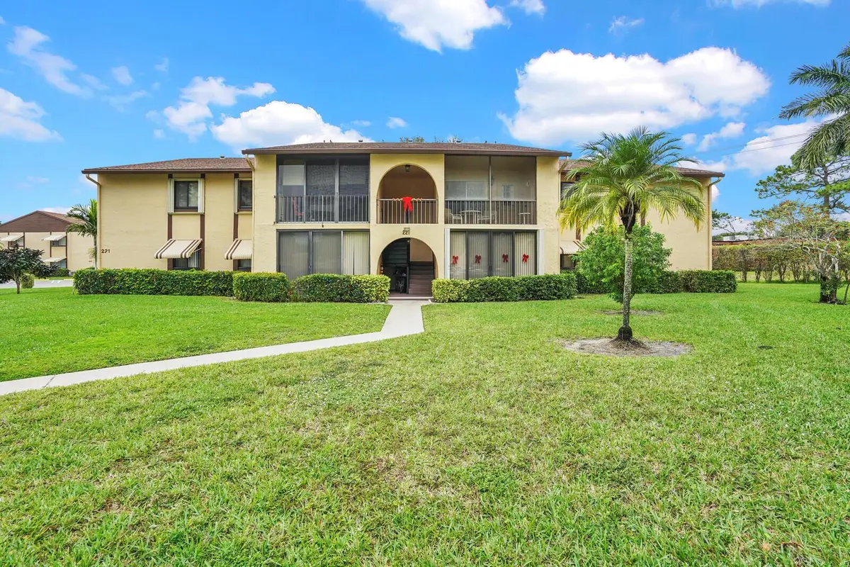 221 Pine Hov Circle #B-2, Greenacres, FL 33463 - Image #1