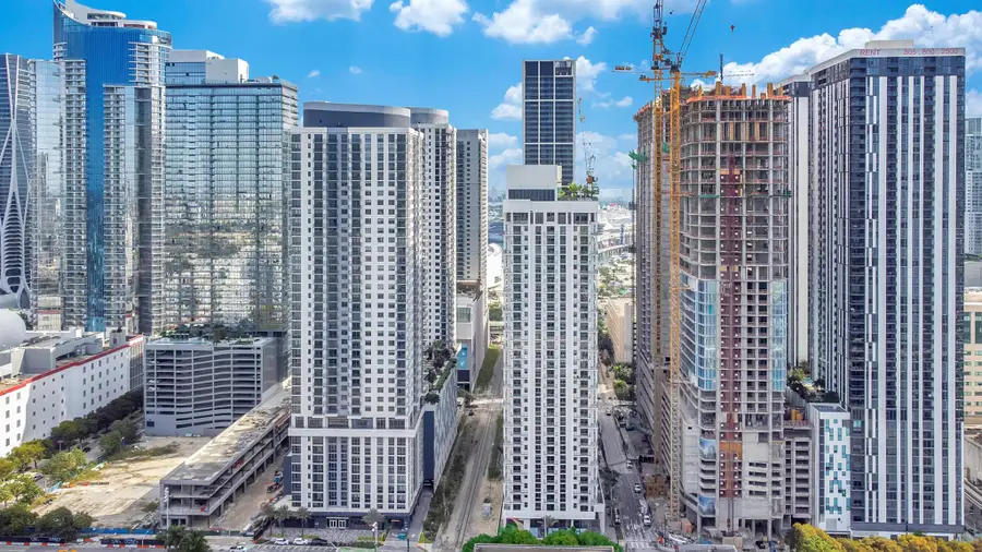 11 E 6th Street #2201, Miami, FL 33132 - Image #2