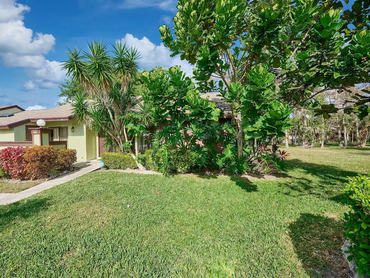 498 Iron Forge Ct Court, Royal Palm Beach, FL 33411 - Image #1
