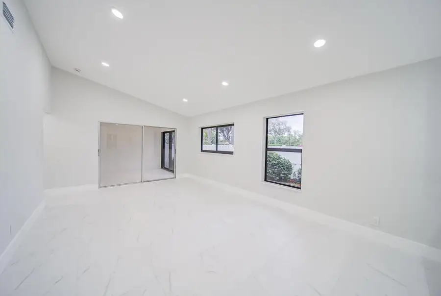 8067 Summerbreeze Lane, Boca Raton, FL 33496 - Image #2