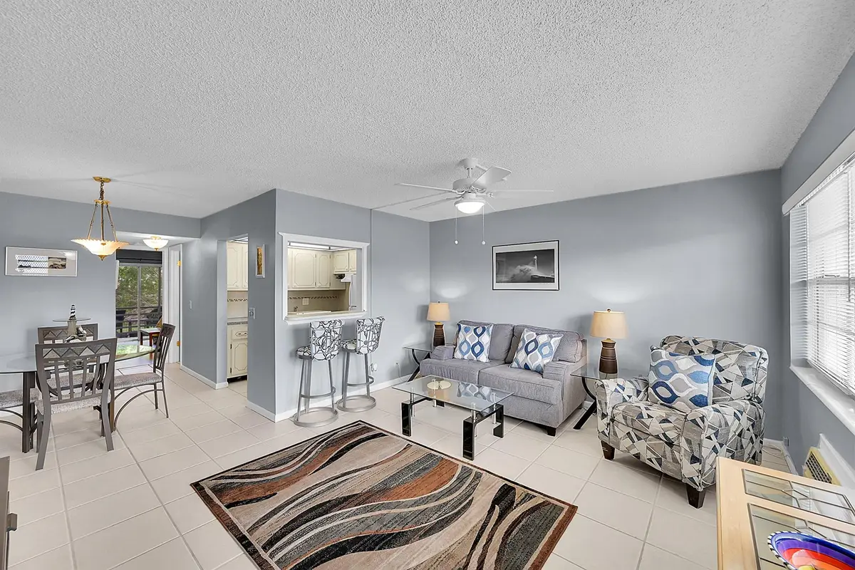 371 Durham L Circle #371, Deerfield Beach, FL 33442 - Image #1