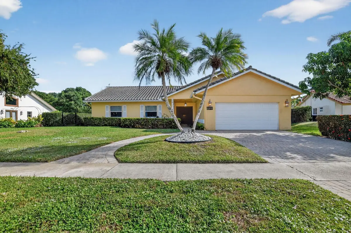21310 Escondido Way S, Boca Raton, FL 33433 - Image #1