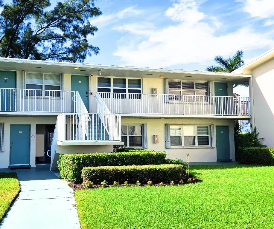 240 Horizons W #208, Boynton Beach, FL 33435 - #1