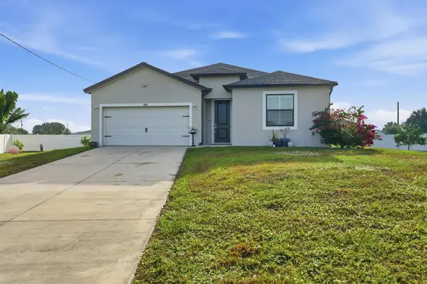 1068 E Bass Court, Labelle, FL 33935