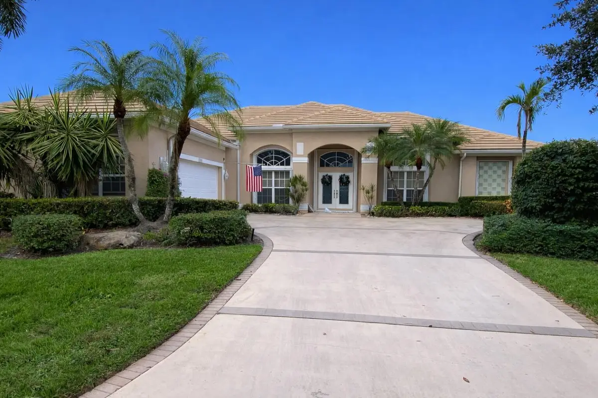 2201 SW Bradford Place, Palm City, FL 34990 - Image #1