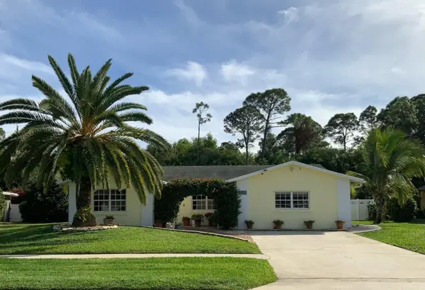 113 Barcelona Drive, Royal Palm Beach, FL 33411