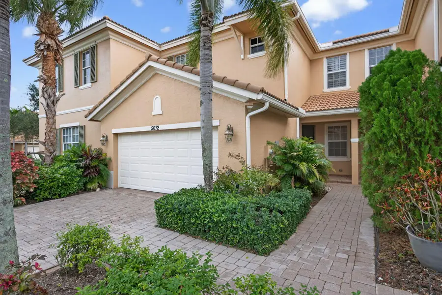 5072 Dulce Court, Palm Beach Gardens, FL 33418 - Image #3