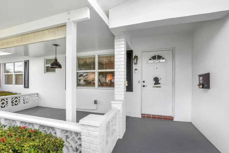 511 SW 18th Street, Boynton Beach, FL 33426 - #3