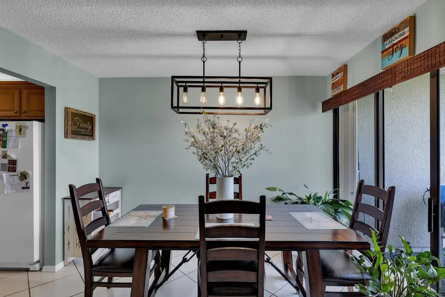 5650 Camino Del Sol #205, Boca Raton, FL 33433 - Image #2