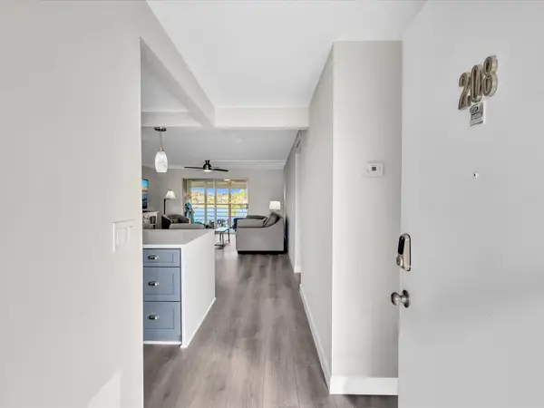 321 SE 3rd Street #208, Dania Beach, FL 33004