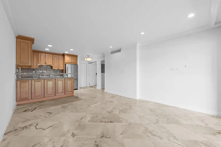 451 Greensward Lane #201-B, Delray Beach, FL 33445 - Image #3