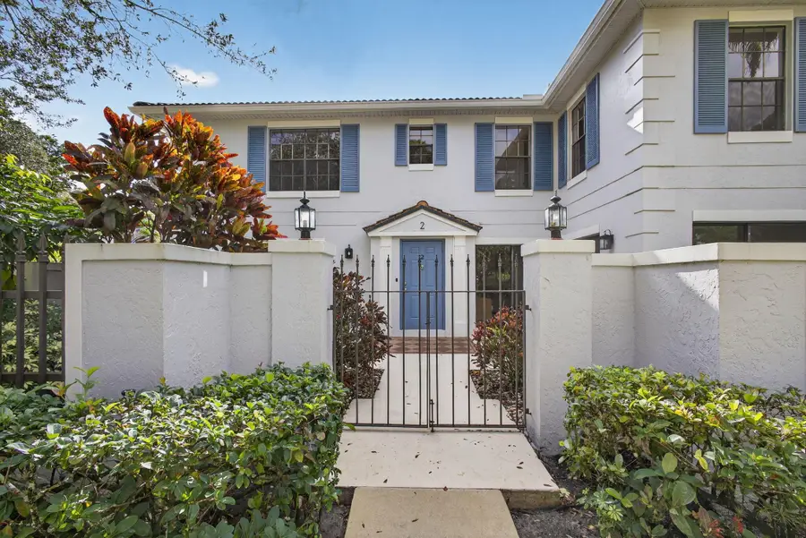 357 Prestwick Circle #2, Palm Beach Gardens, FL 33418 - Image #2