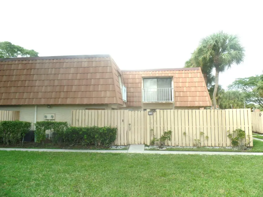 843 Blue Ridge Circle, West Palm Beach, FL 33409 - Image #3