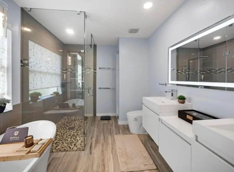 126 Hammocks Court, Greenacres, FL 33413 - Image #2