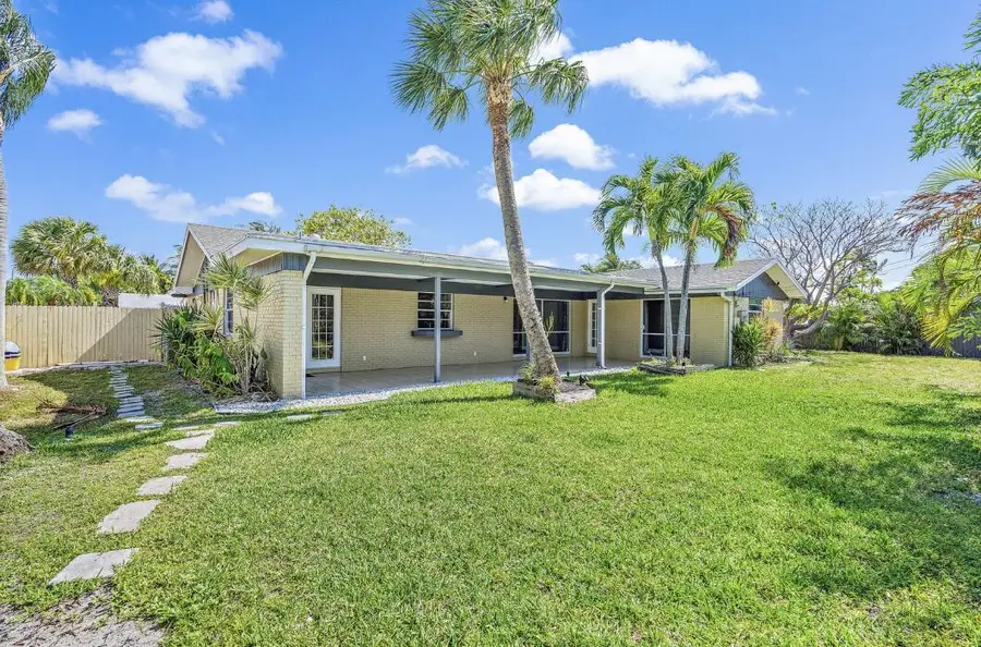 320 Fern Street, Jupiter, FL 33458 - Image #2