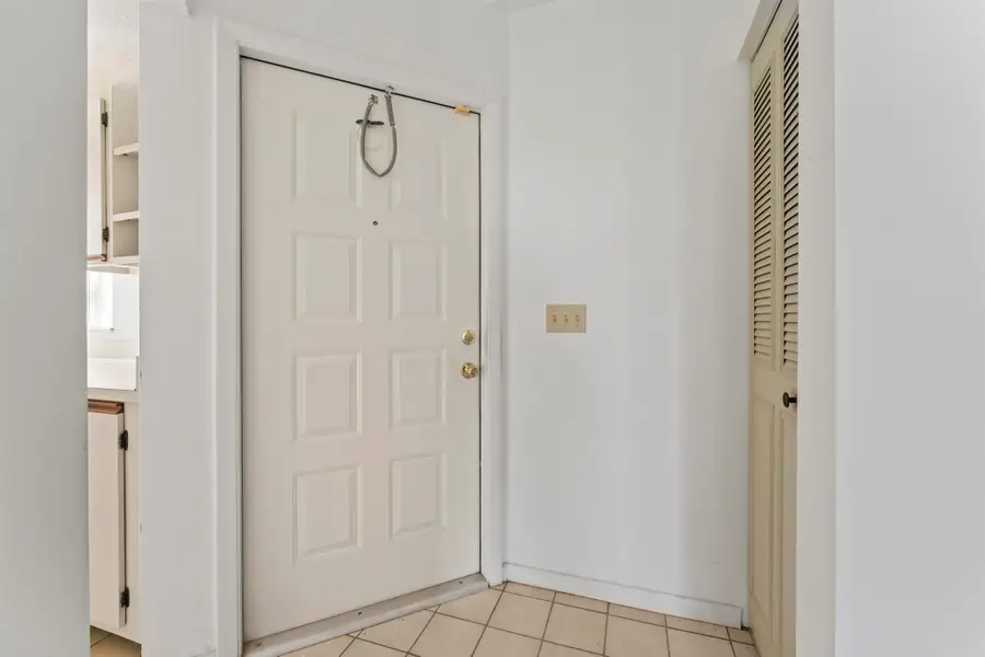 1261 Pine Sage Circle, West Palm Beach, FL 33409 - Image #2