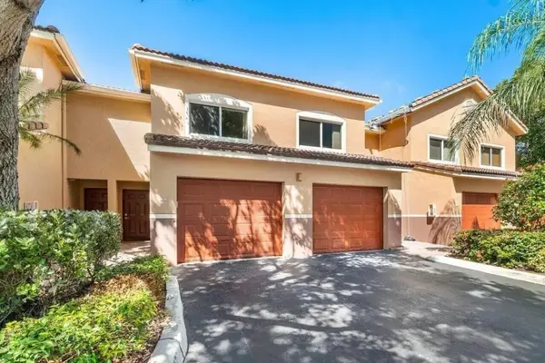 1100 Scotia Drive #105, Hypoluxo, FL 33462