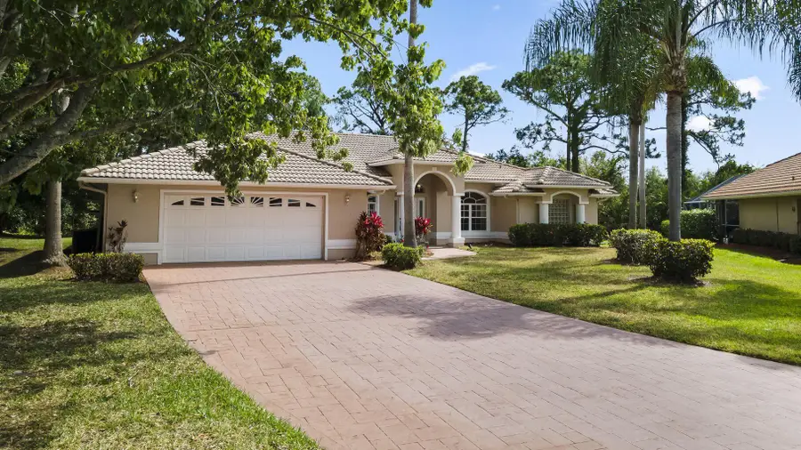 1698 SW Mockingbird Drive, Port Saint Lucie, FL 34986 - Image #2