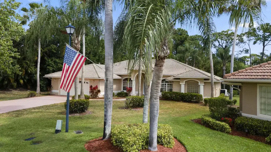 1698 SW Mockingbird Drive, Port Saint Lucie, FL 34986 - Image #3