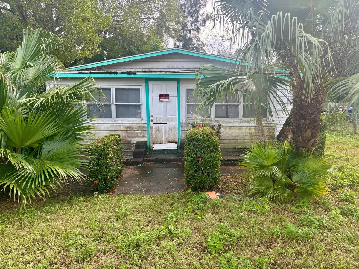 1755 39th Street, Vero Beach, FL 32960 - Image #1